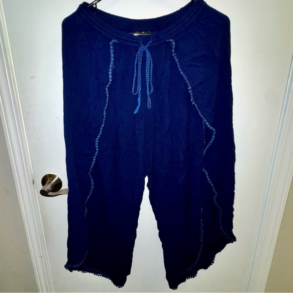 Angie Navy Textured Fabric Palazzo Pants